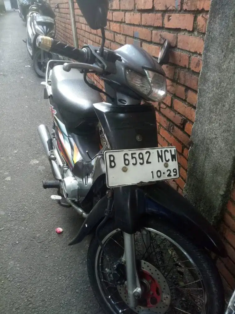 Dijual cepat Supra X Tahun 2004 6 Juta Nego habis