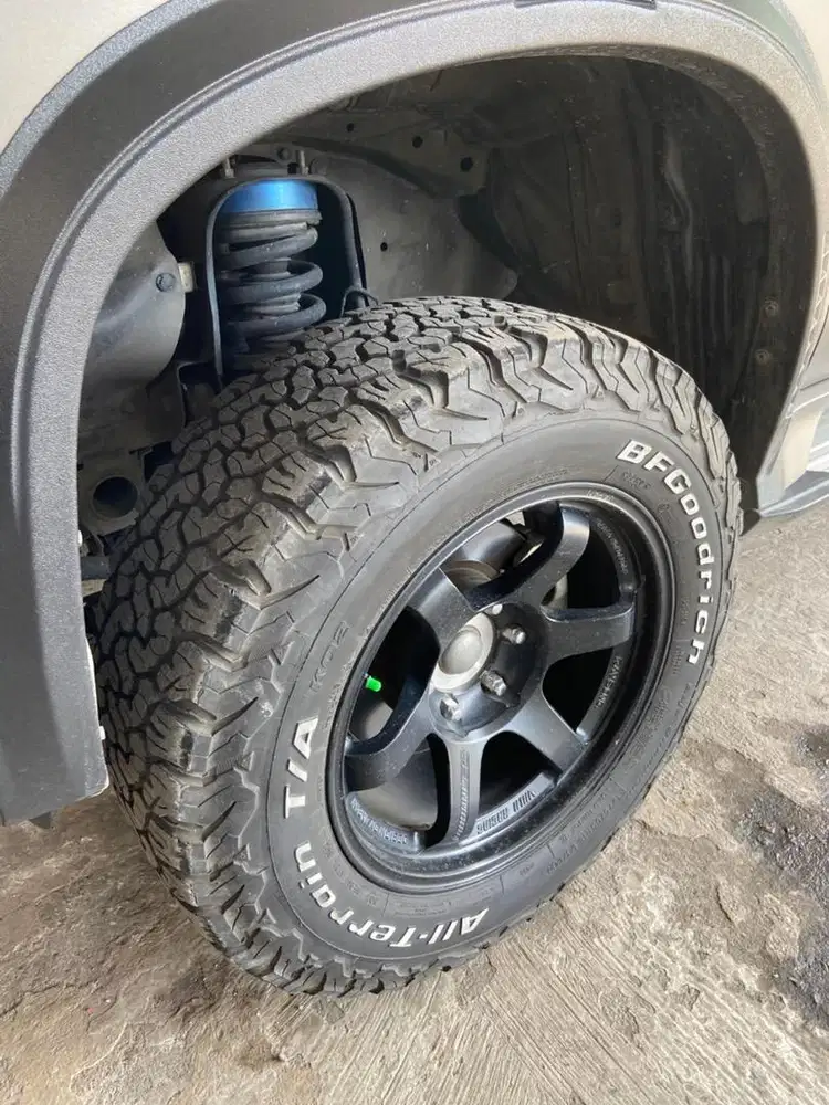 Bf goodrich at 275 65 r18 bfg pajero fortuner