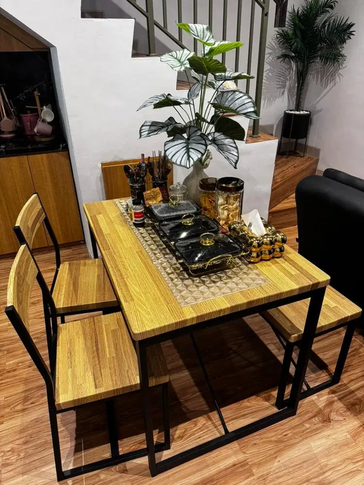 SET MEJA MAKAN INFORMA