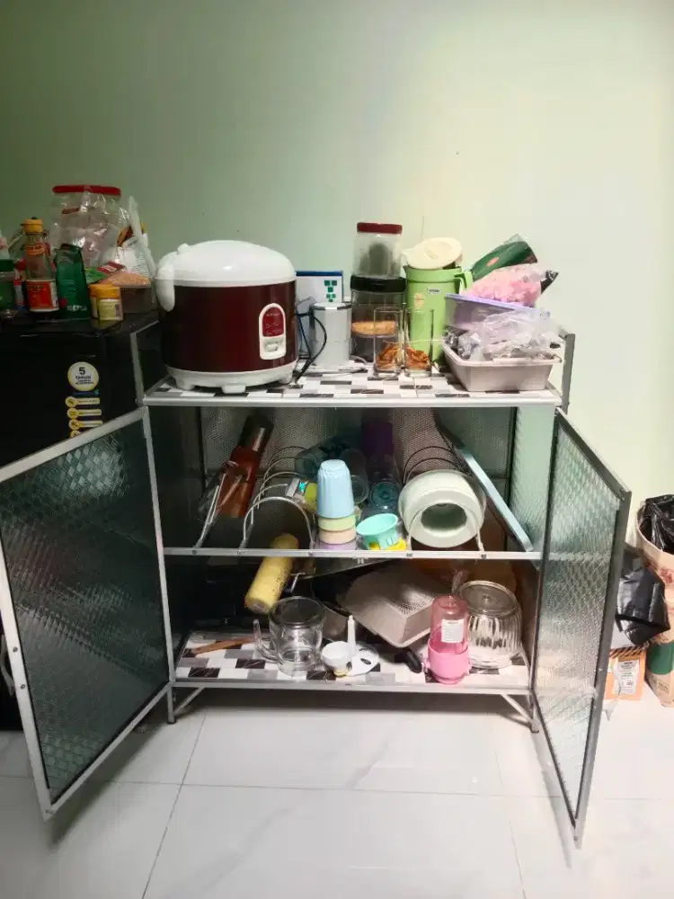 Almari dapur multifungsi