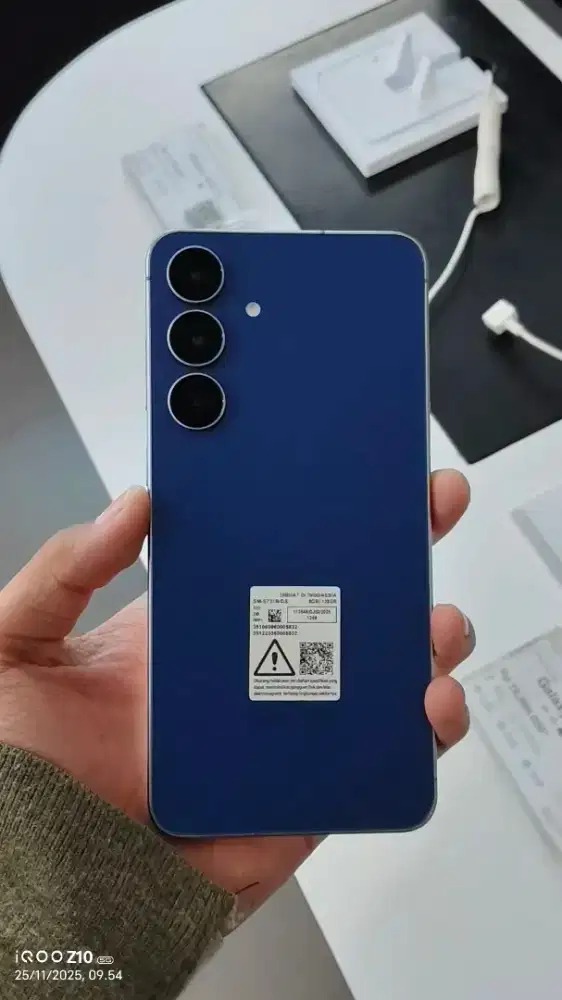 Samsung Galaxy S25 FE