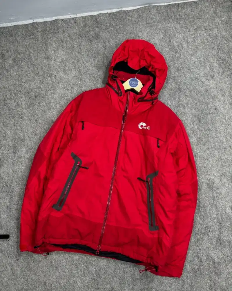 Jaket Gunung Nepa