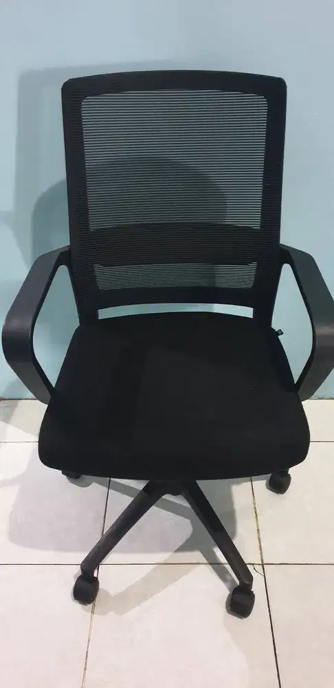 Kursi kantor merk informa (bisa NEGO)