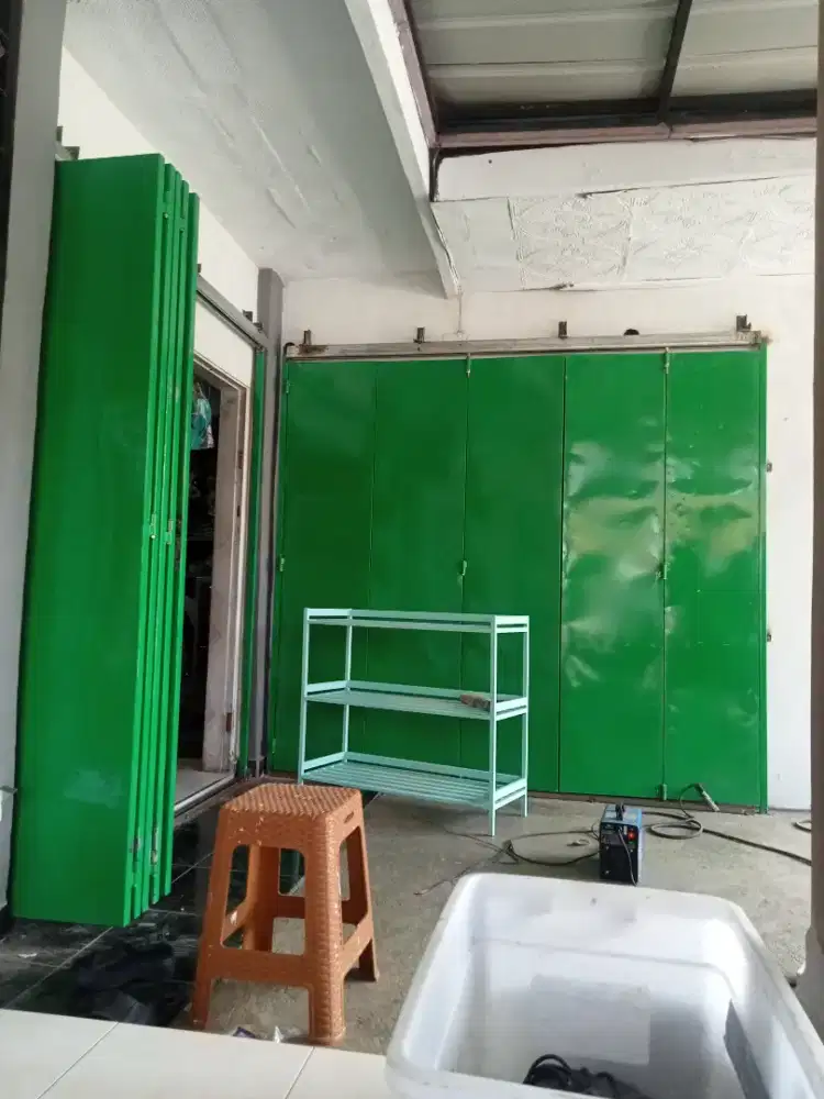 Pintu lipay minimalis