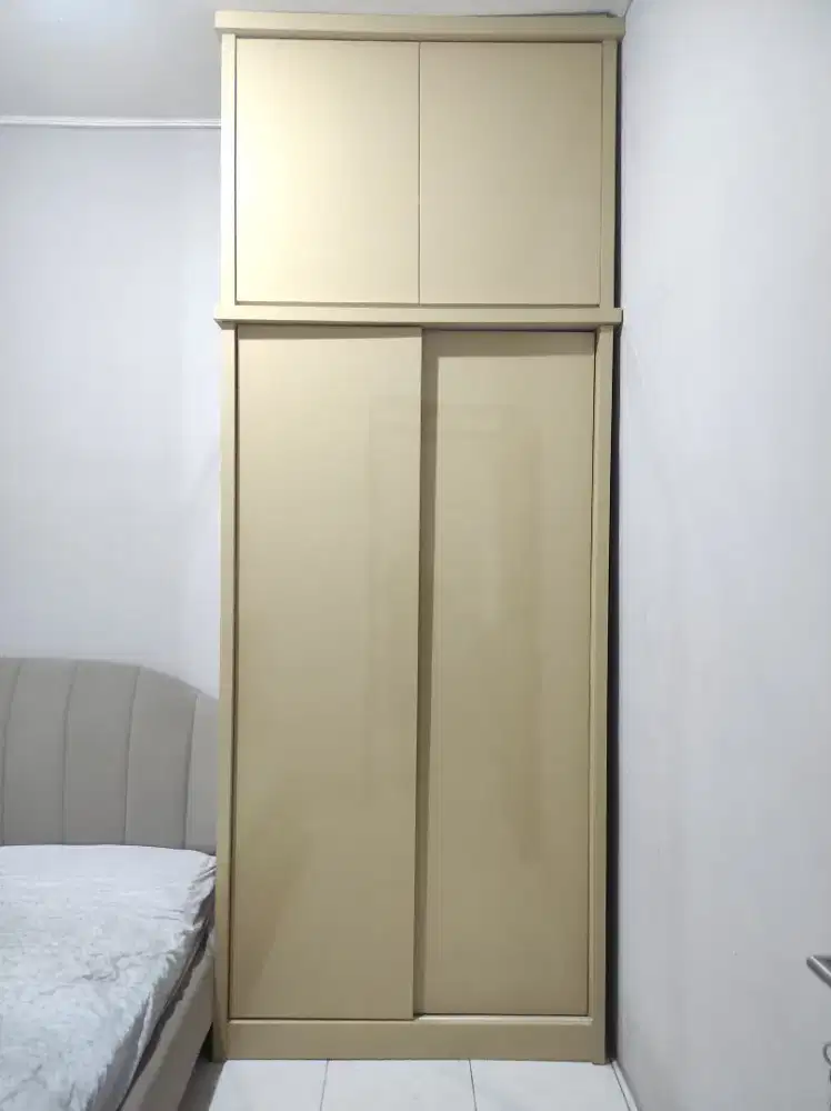 Lemari Pakaian Custom