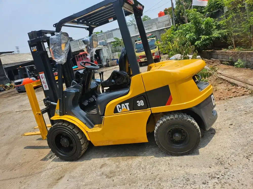 Forklift Caterpillar 3 Ton Diesel