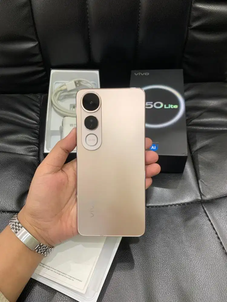 Vivo v50 lite 8/128gb fullset no minus