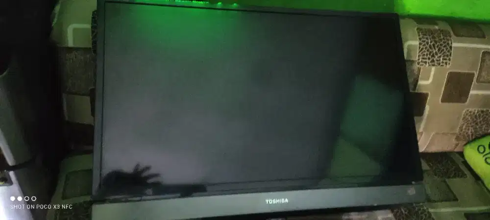 Tv toshiba led 29 plus stb normal bagus