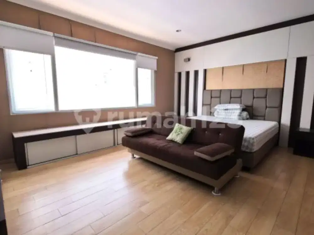 Rumah PIK 1 BGM uk 10x23 2lt Furnished Hdp Selatan Hrg 11M negoo