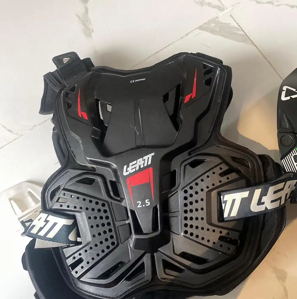 leatt 2.5 body protector anak/youth