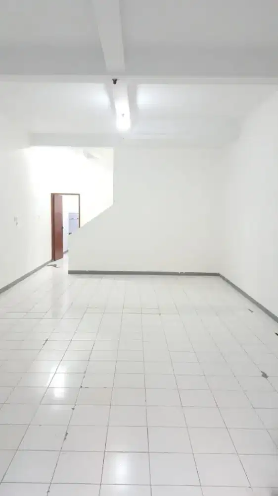 Ruko Strategis Taman Holis Indah II Bandung