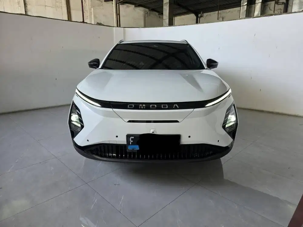 Chery Omoda E5 EV AT ( Matic ) 2024 Putih Km 30rban Mulus siap pakai