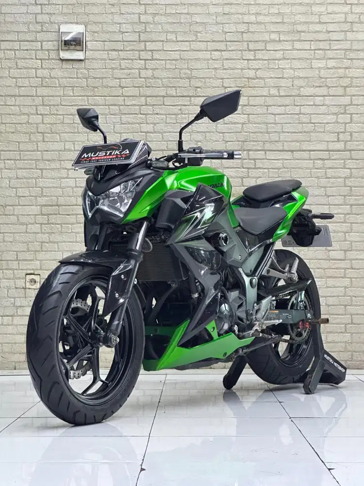 NAKED IDAMAN‼️ Kawasaki Z250 2016 Hijau Favorit - Mustika Motor