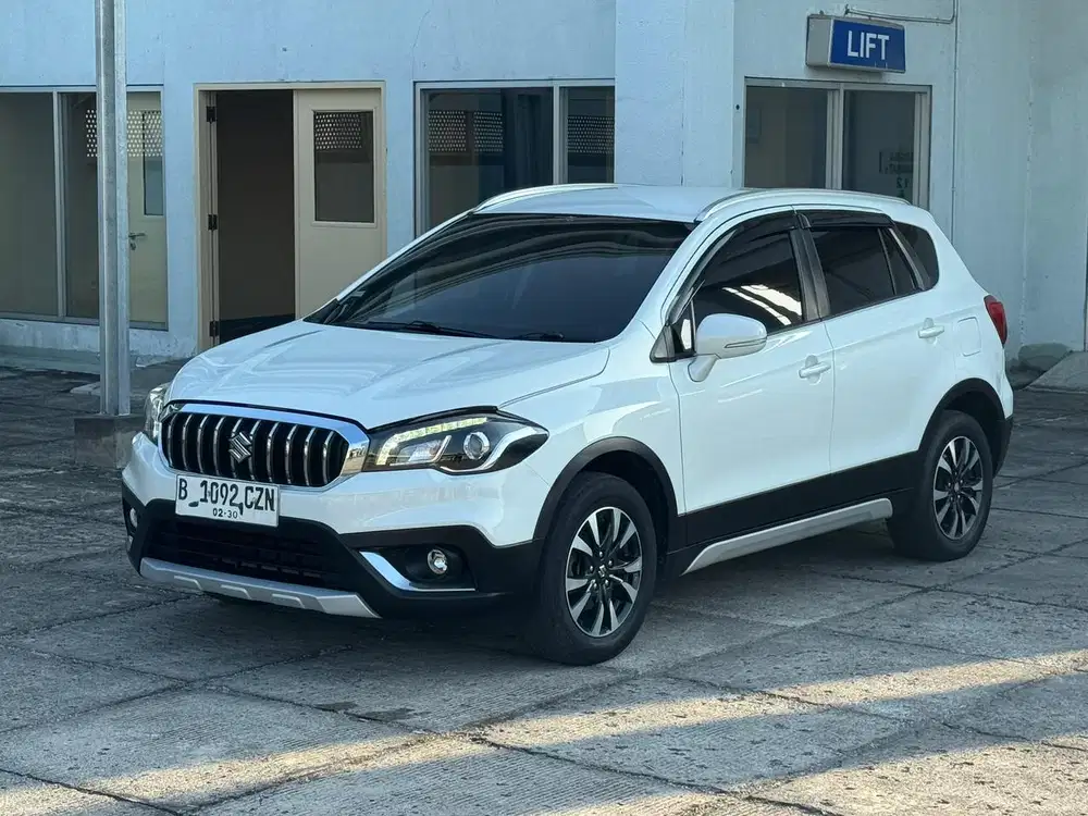 Suzuki SX4 2019 Bensin