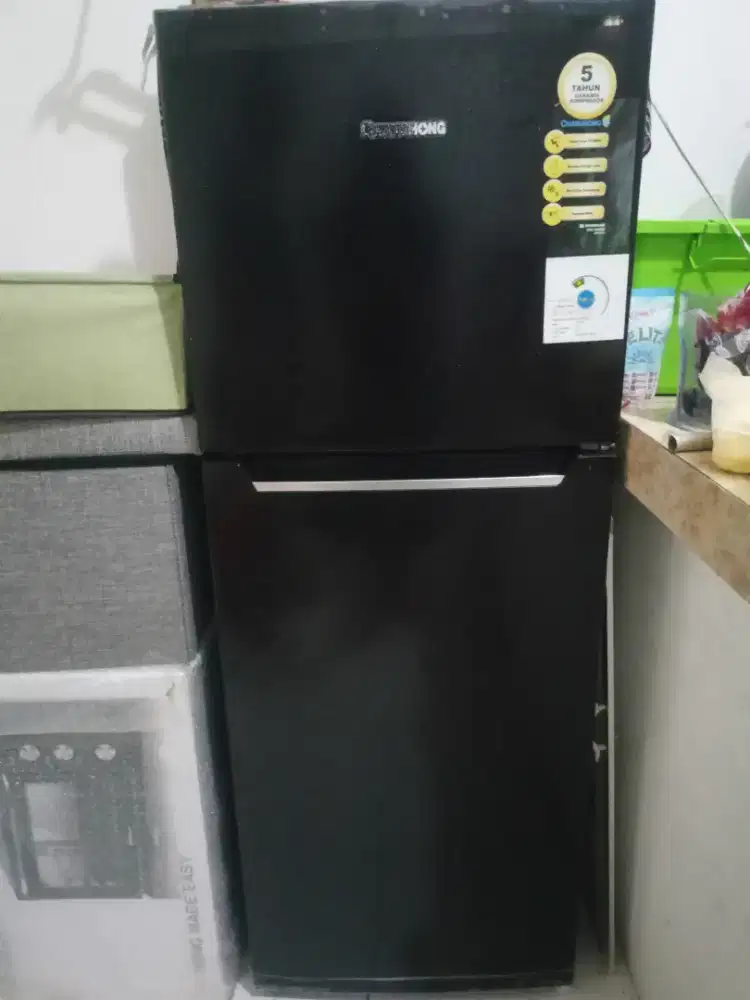 Kulkas Changhong 2 pintu
