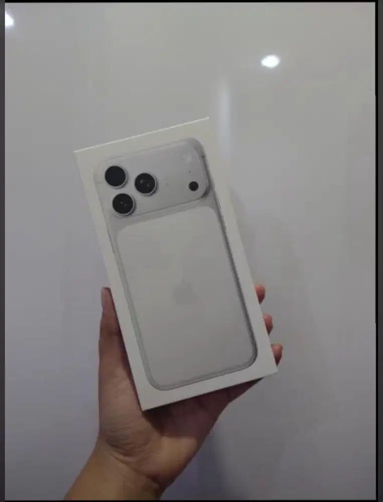 IPHONE 17 PROMAX SILVER IBOX