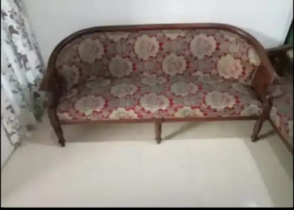 Kursi tamu kayu jati