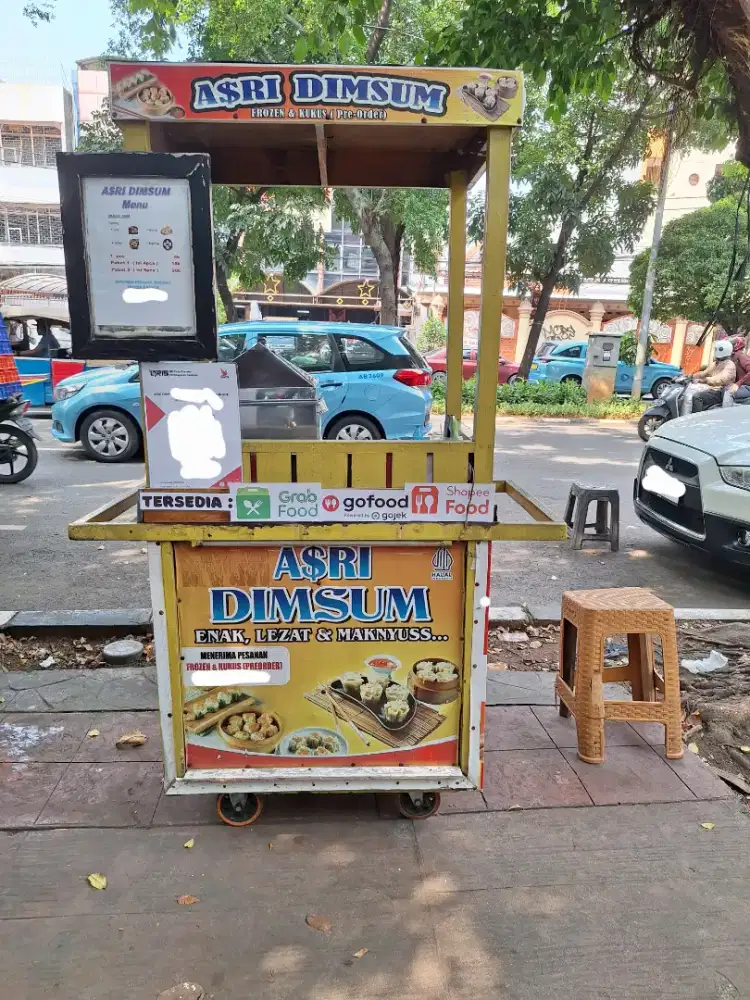 Dibutuhkan penjaga jualan makanan