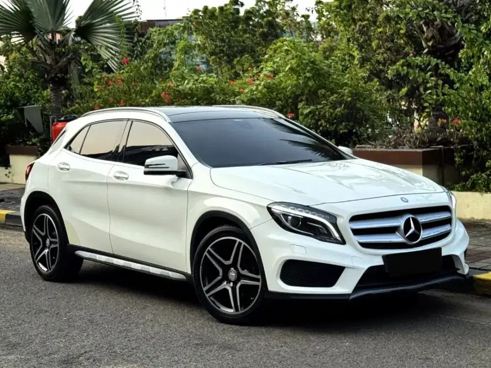 Mercedes Benz GLA200 Sport 2015