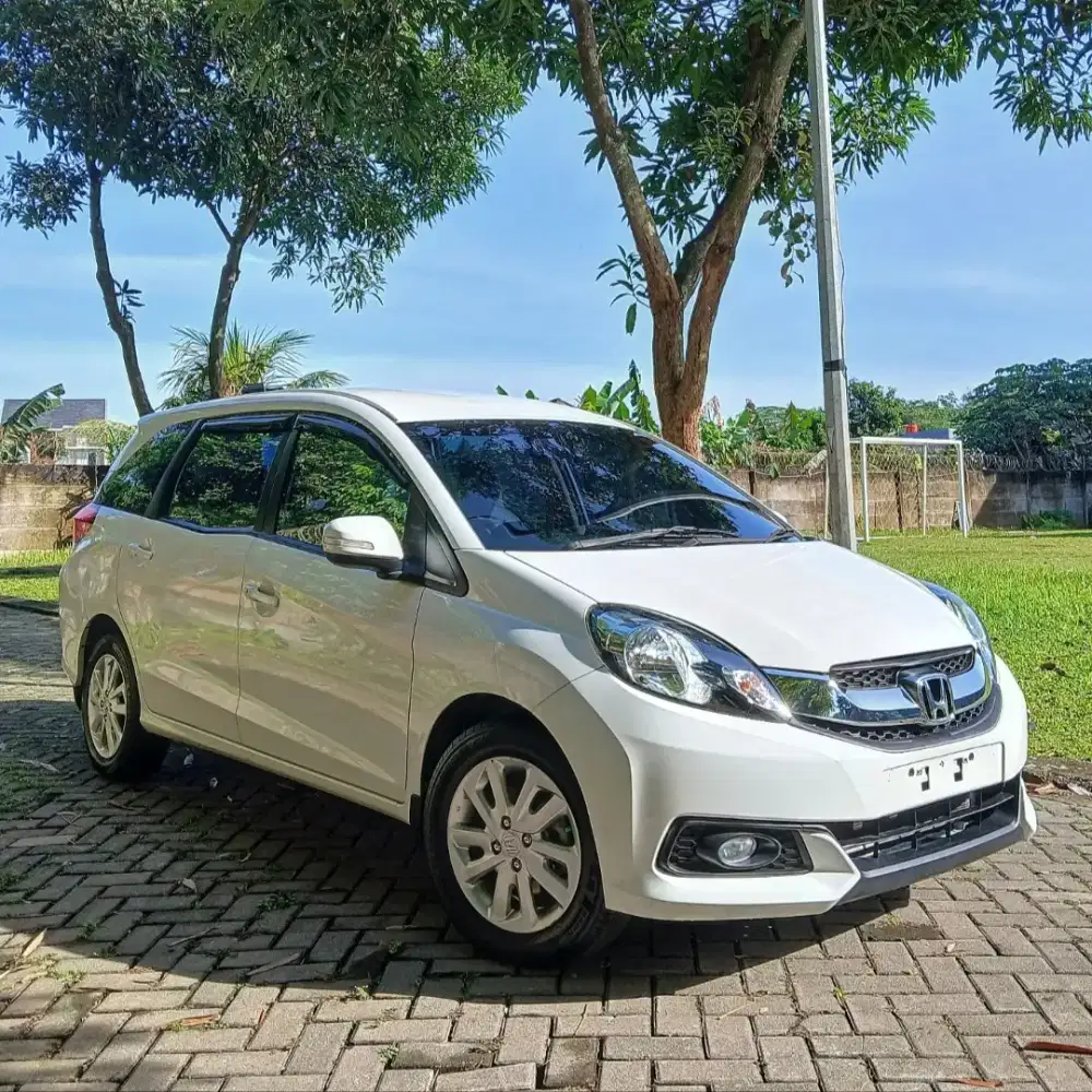 Low KM! HONDA Mobilio 1.5 E CVT 2014