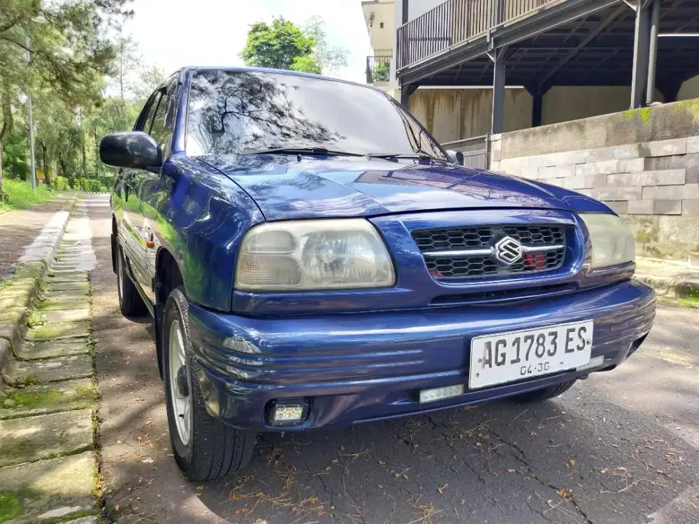 Grand Escudo 1600cc Th2003Masih original Istimewa