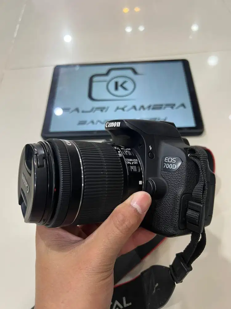 Canon 700d like new