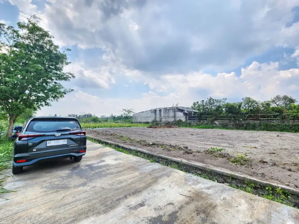 Dekat Lapangan Klidon Tanah Jogja Di Kaliurang KM 12 View Asri