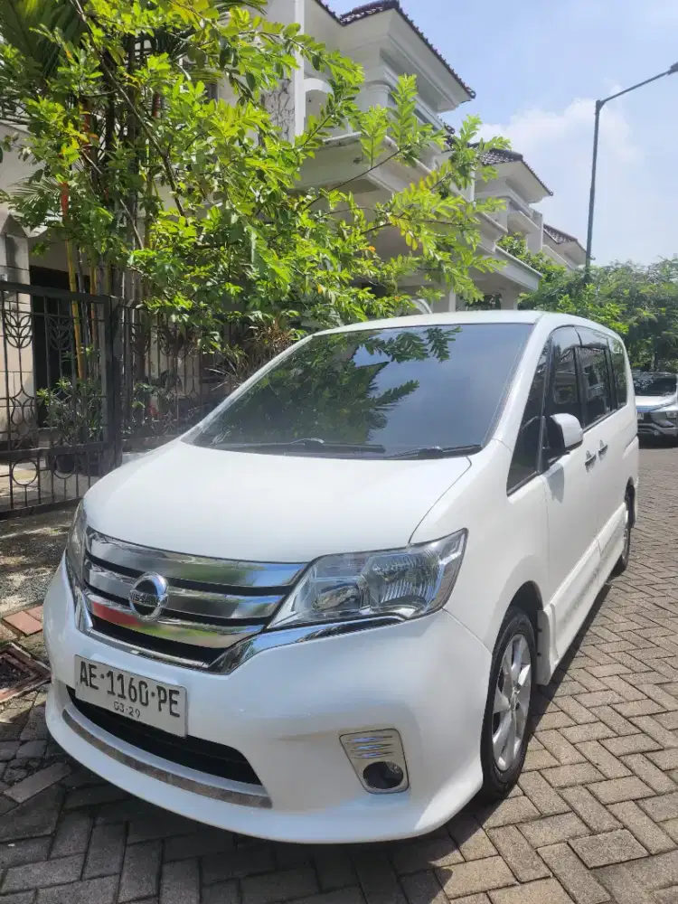 Nissan serena hws 2014