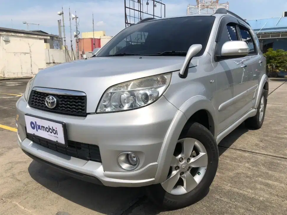 TERMURAH Toyota Rush 1.5 S Bensin-AT 2012 TZF