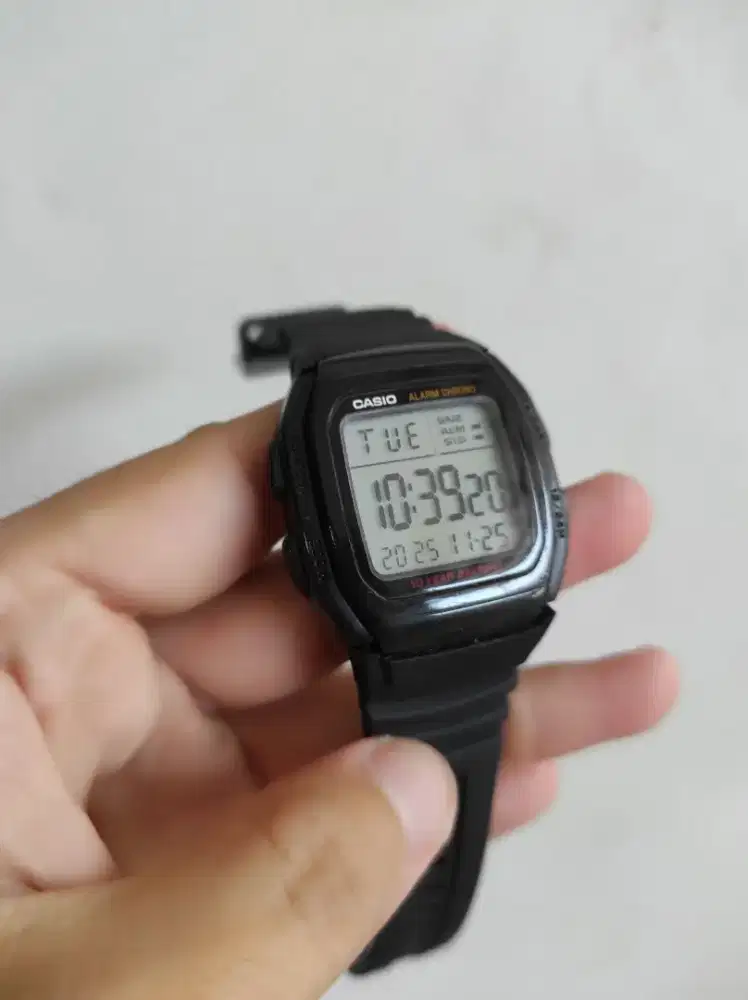 jam tangan Casio W9H