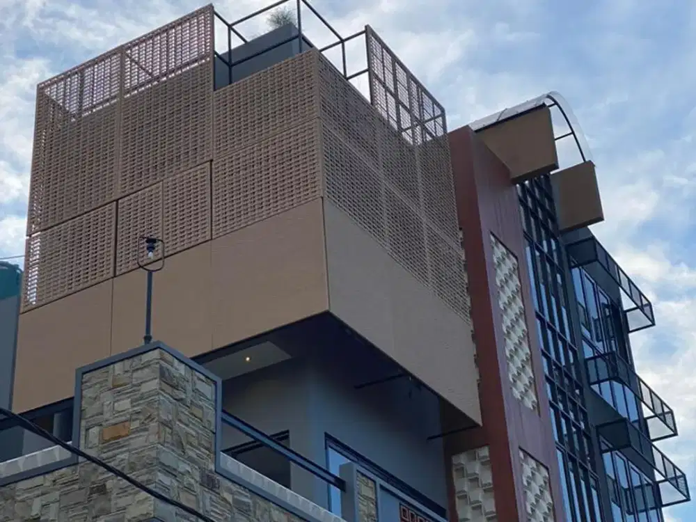 DIJUAL CEPAT RUMAH KANTOR BRAND NEW DI PINGGIR JALAN JAGAKARSA JAKSEL