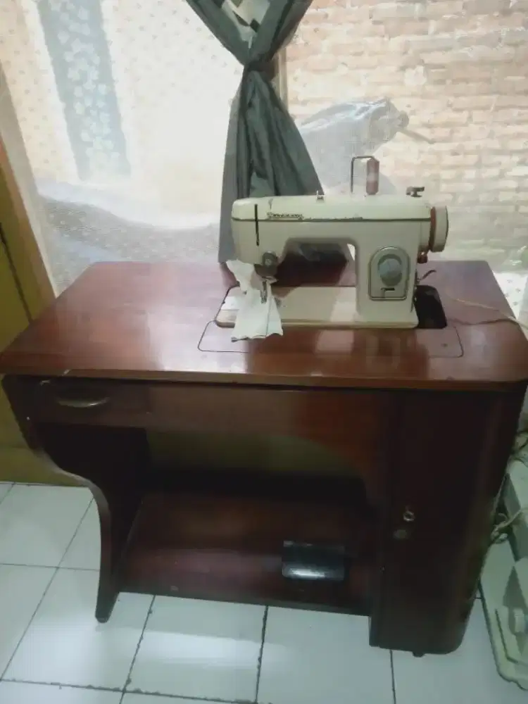 Mesin jahit fullset dinamo