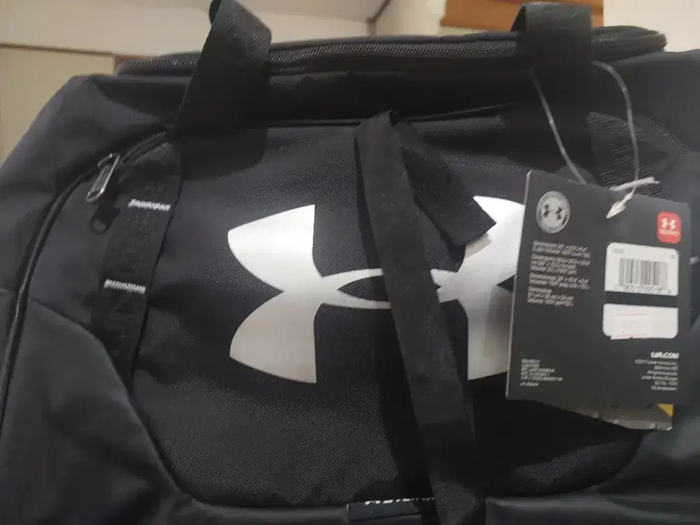 BARU dan ORI.. Tas gym duffle bag Under Armour 32l