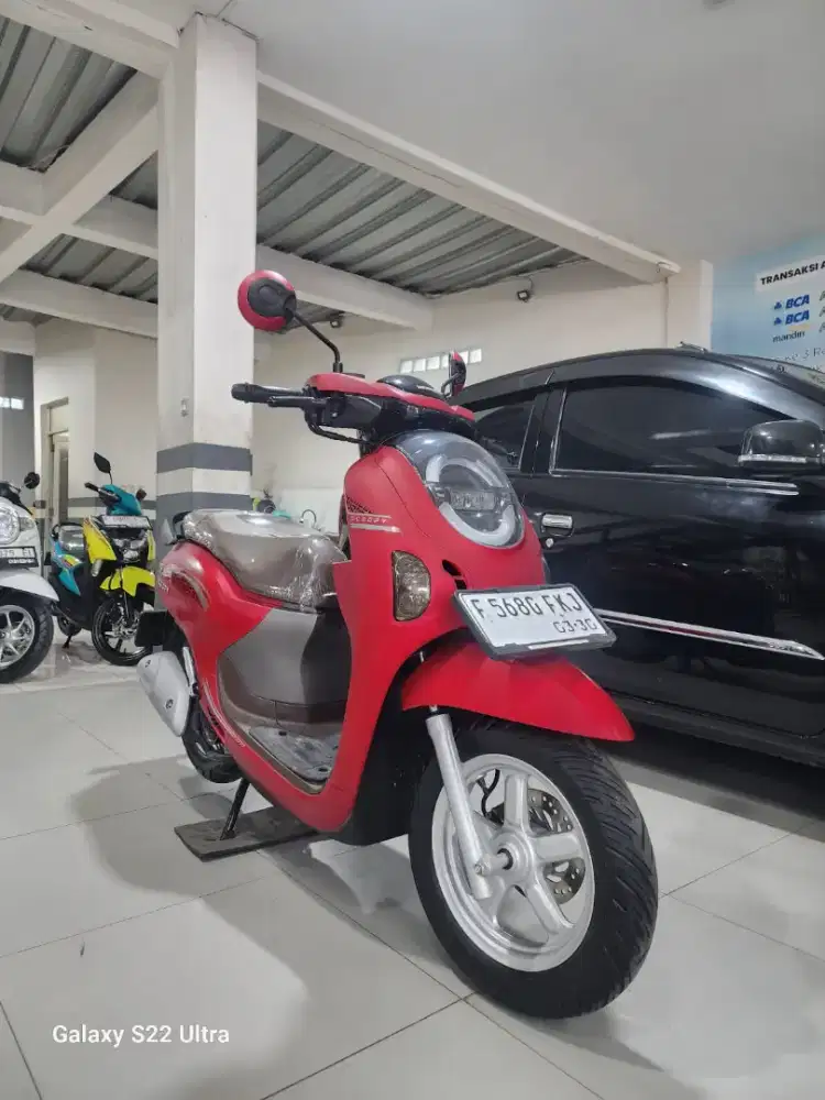 SCOOPY PRESTIGE THN 2025 KM 7K (PUTRA TUNGGAL MOTOR)