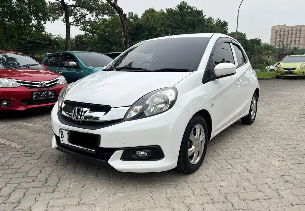 Honda Brio 1.3 E CBU AT 2012 Putih Sport