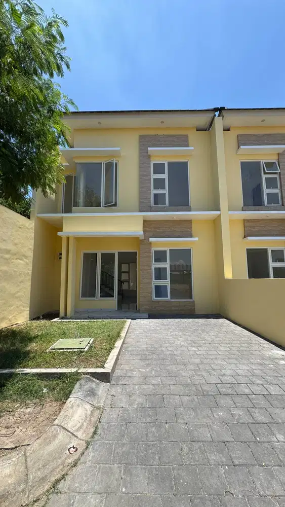 Rumah 2 lantai Tengah Kota Sidoarjo (Perumahan Graha Calathea)