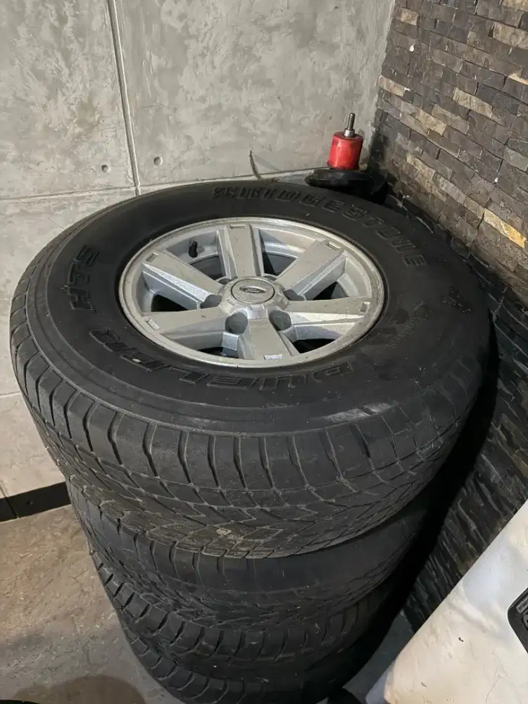 Velg OEM ford ranger 2005