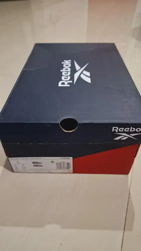 Sepatu reebok royal techque original