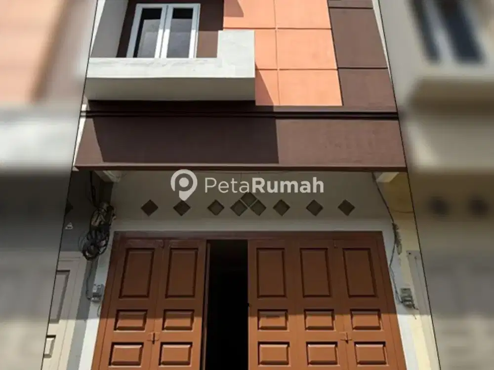 DISEWA TOWNHOUSE JALAN RAHMADSYAH KOMPLEK JAPARIS TOWNHOUSE-MEDAN AREA (indra & vincent)