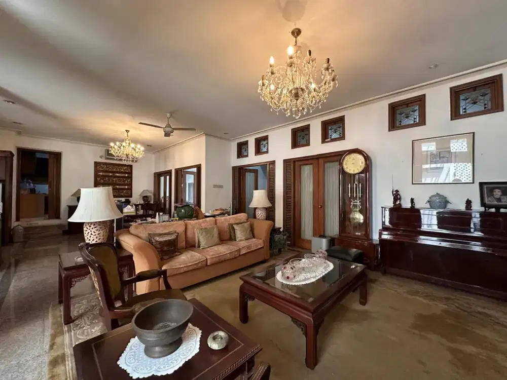 Lebak bulus villa cinere mas bangunan 3,5 lantai depan taman komplek