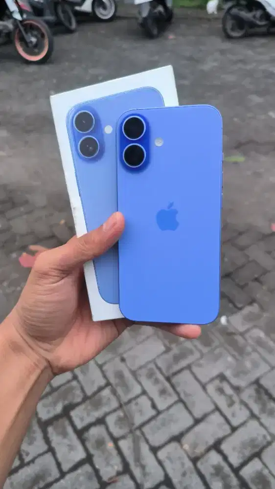 Iphone 16 Blue 128gb iBox