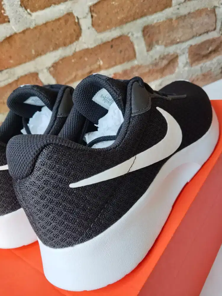 Nike Tanjun Classic Modern