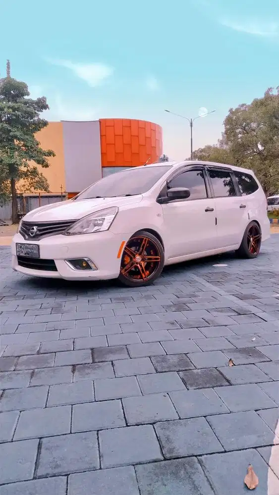 Grand Livina 1.5 SV 2013