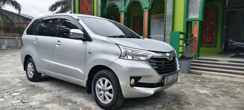 Toyota Avanza G
