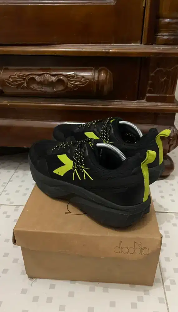 Sepatu Running Diadora Pelagia Black