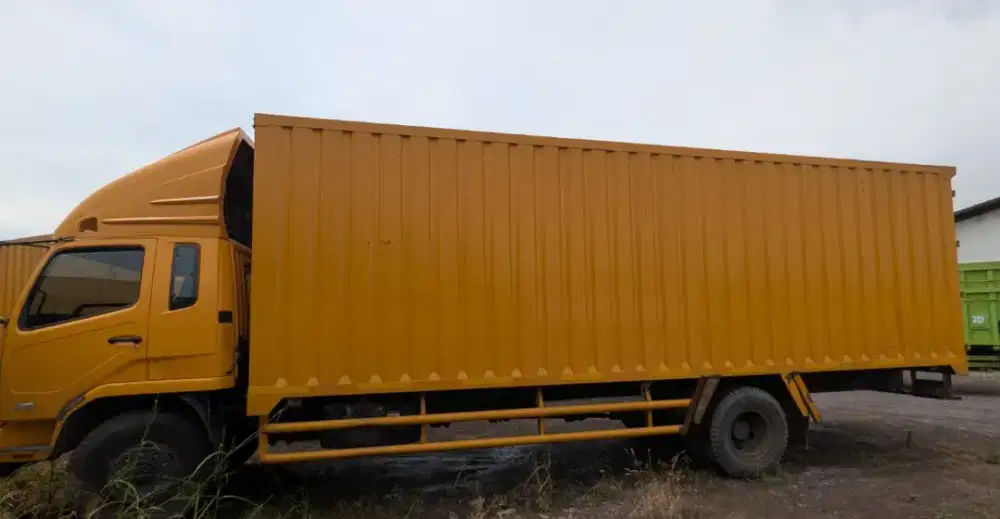 Mitsubishi Fuso Fighter X FM 65 SuperLong Box Long 8.6mtr Bio Solar