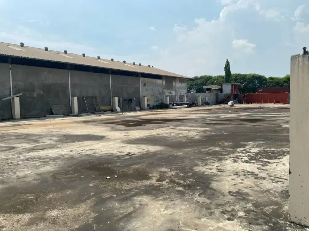 Disewakan Tanah Kosong di Kapuk Kamal Raya LT.2.376m2 Lokasi Strategis