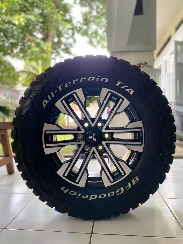 BAN BFG VELG OEM PAJERO