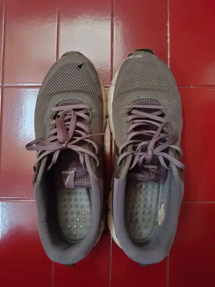 Sepatu Lari/Jogging Reebok
