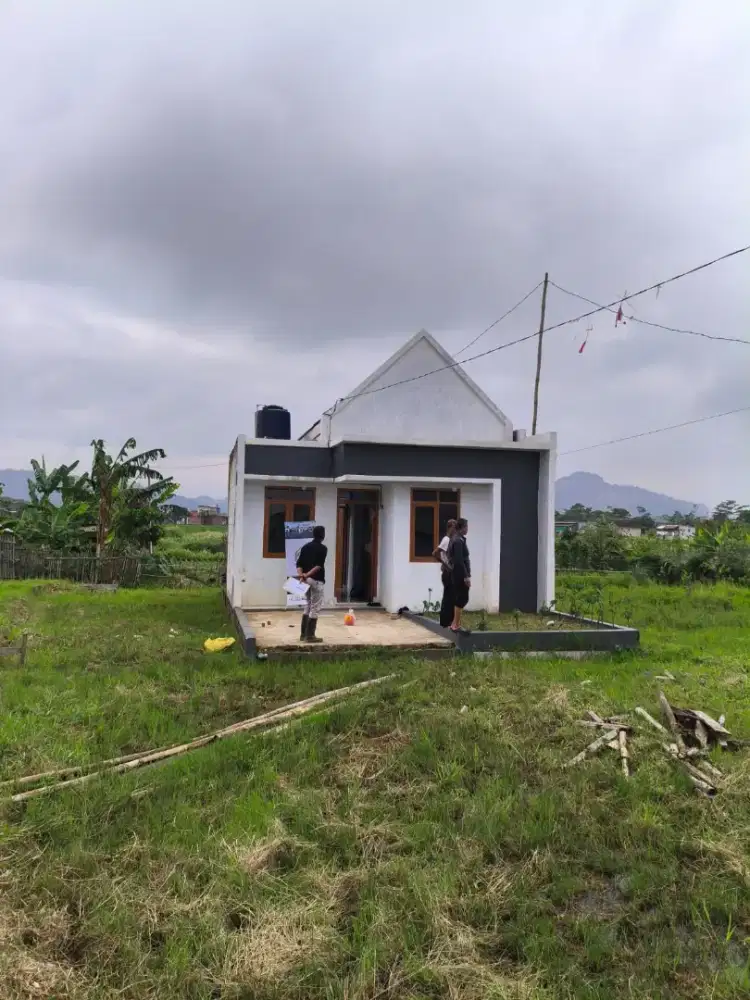 JUAL RUMAH SIAP HUNI